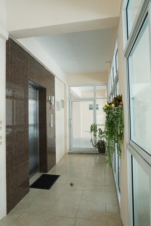 Hotel V At Bangsaen Habitación foto